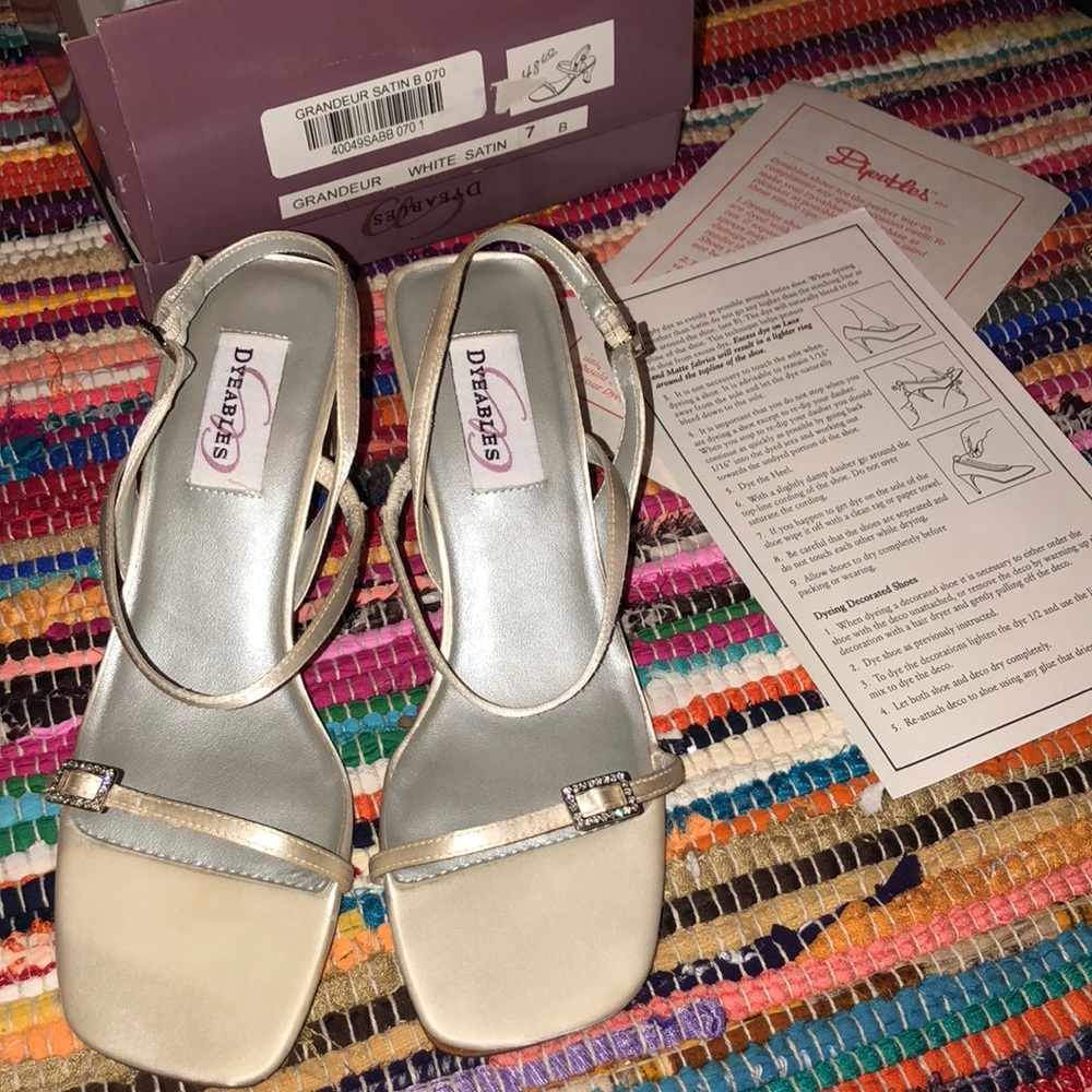 EUC/LN💟White Satin Formal heel